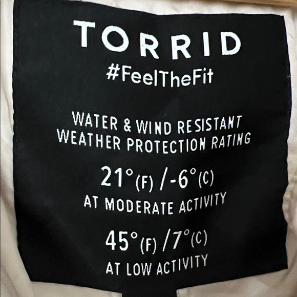 Torrid Women's Light champagne Puffer Jacket - Picture 2 of 4